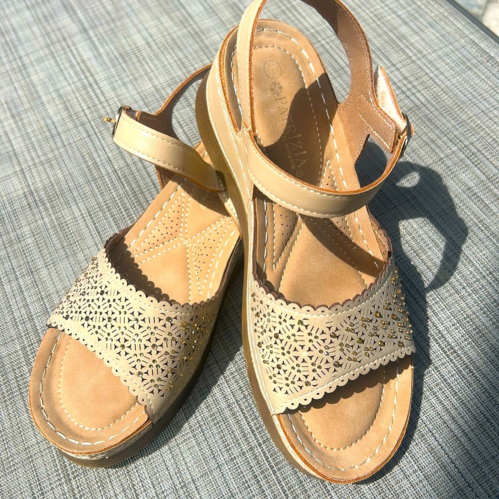 Lakelynn Sandals